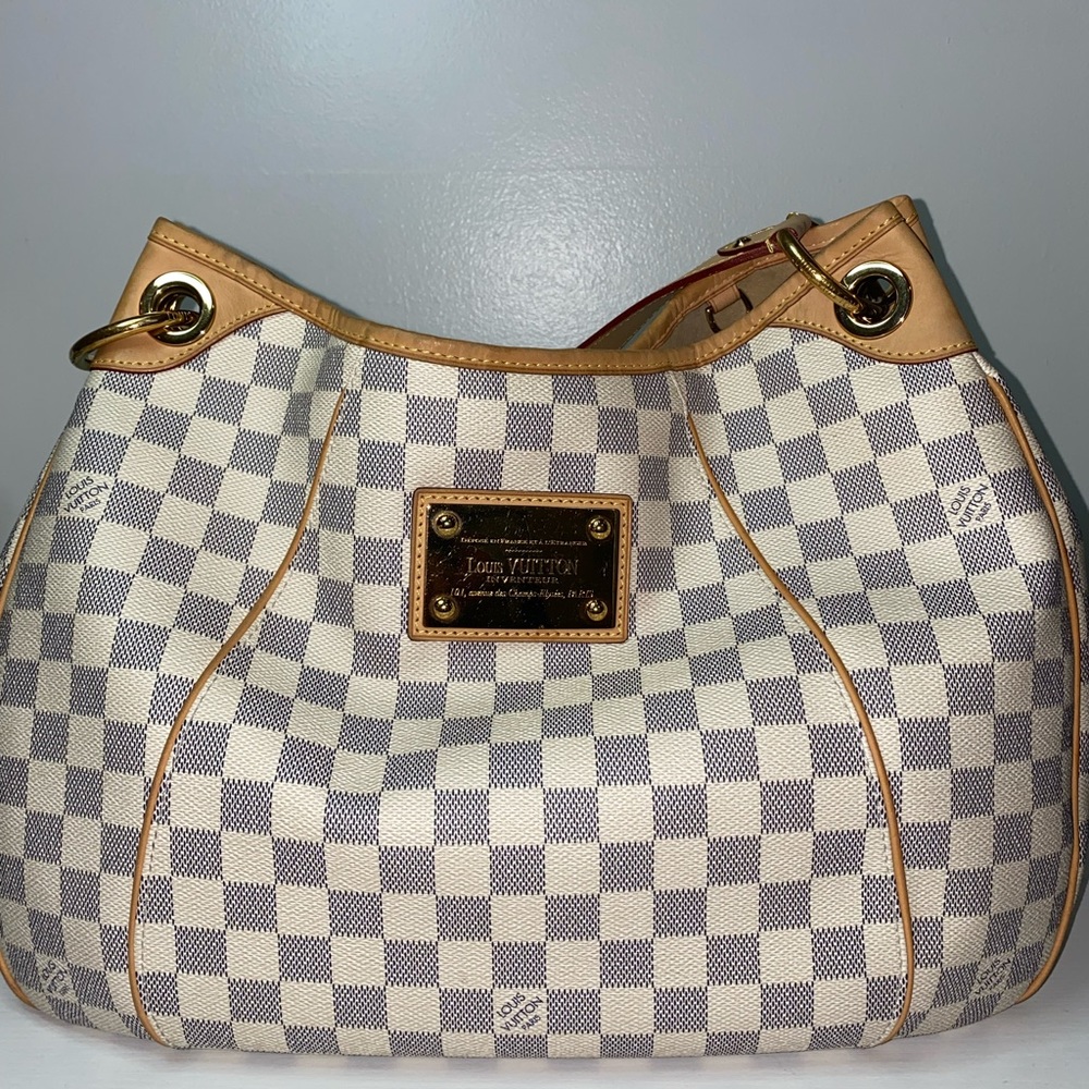 Authentic Louis Vuitton damier shoulder bag,